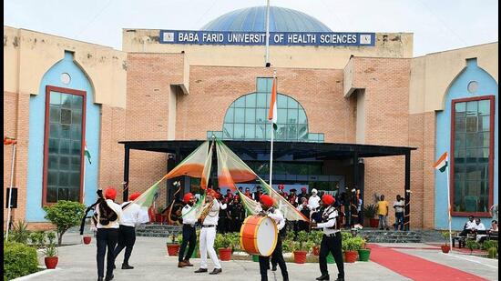 Baba Farid University of Health Sciences (BFUHS), Faridkot, has decided to hold additional round of counselling for admission to BDS course after 20% of seats remained vacant in Punjab dental colleges.
