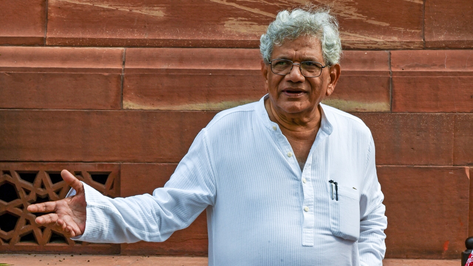 After search at his house, Yechury shows strong objection to NewsClick raids | Latest News India - Vimarsana News