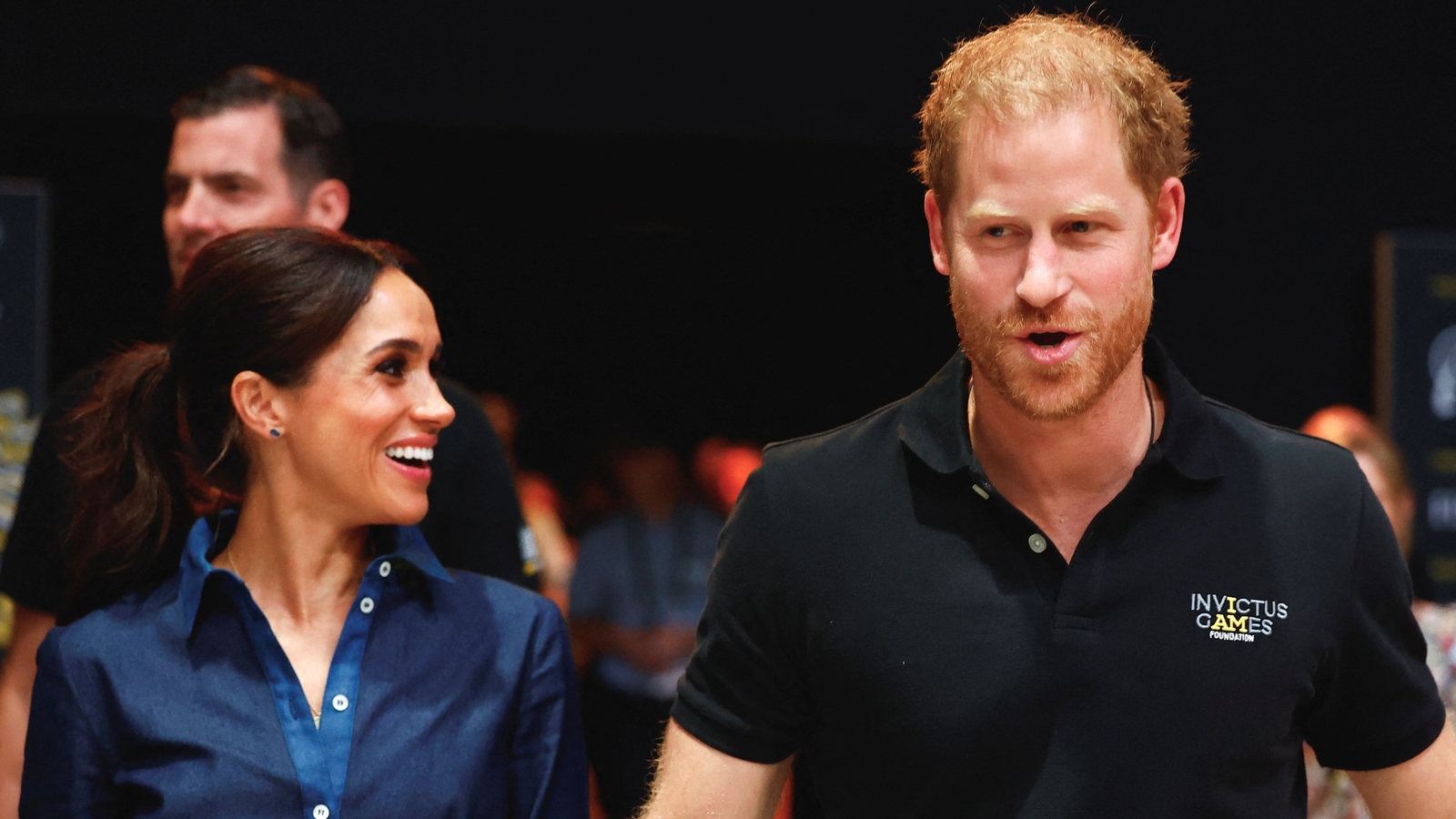 Harry wants royal lifestyle back, but Meghan not willing to leave... - Vimarsana News
