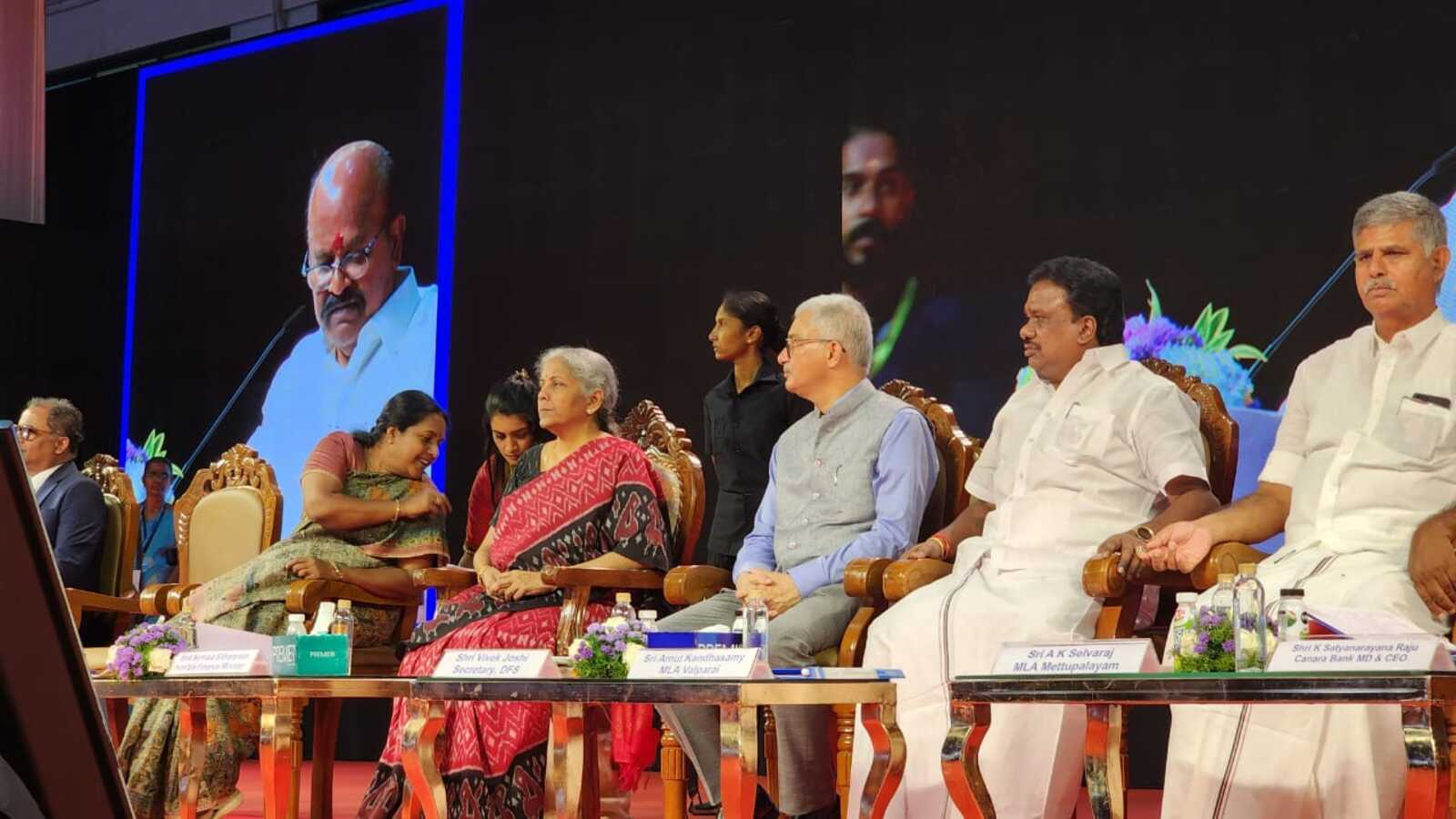AIADMK MLAs share stage with Sitharaman, after severing ties with BJP - Vimarsana News