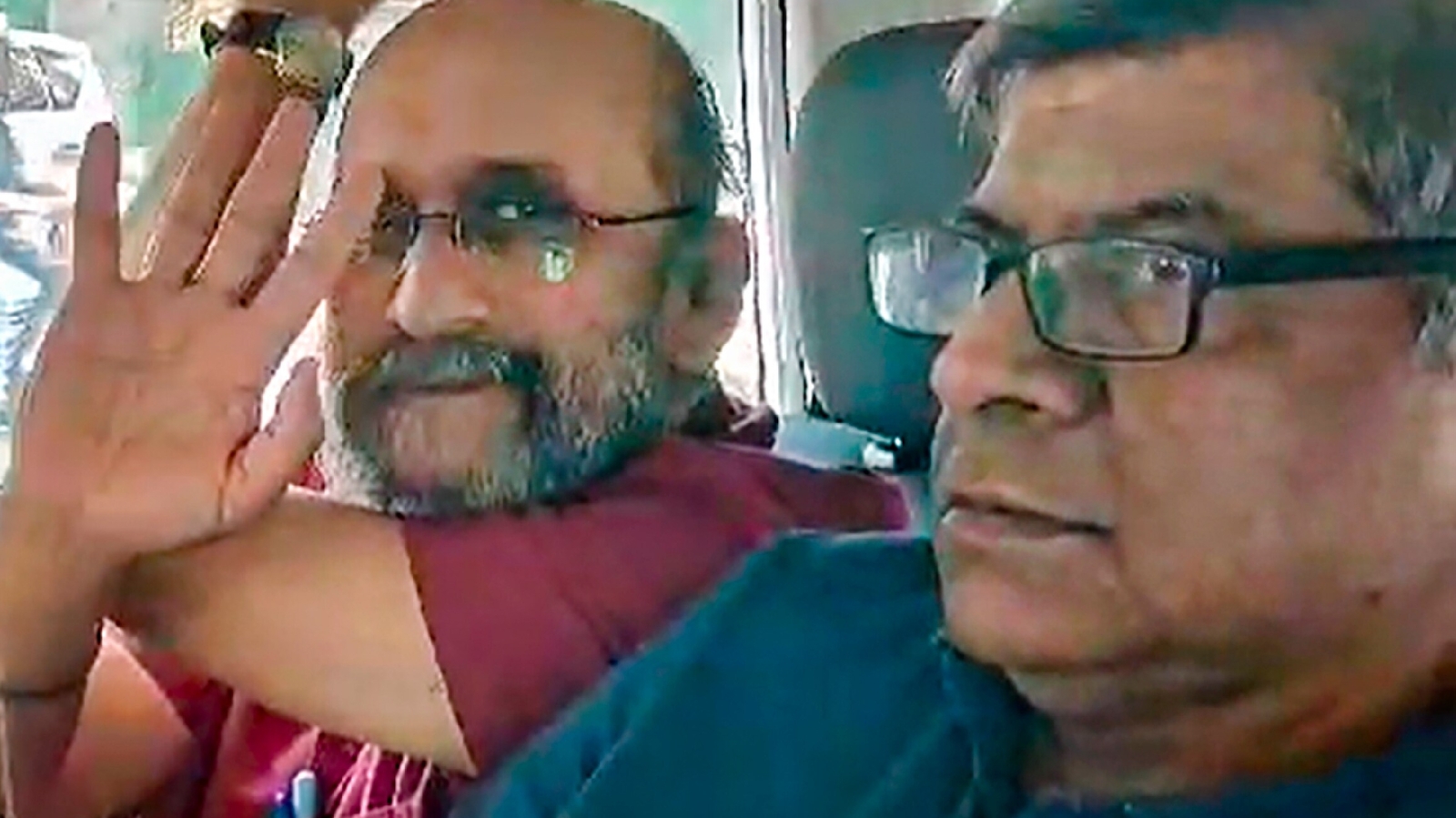 NewsClick raids: 200 Delhi Police personnel attended 2am meeting, claims report | Latest News India - Vimarsana News