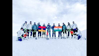 15 mountaineers from Army scale Harmukh peak