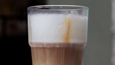 Bon-Bon, a coffee treat. Bon-Bon, a coffee treat.
