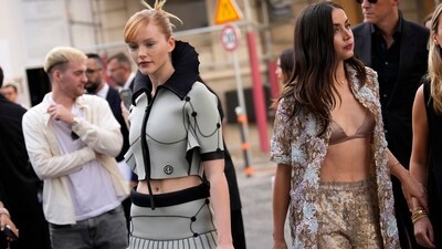 Emma Laird and Ana de Armas pose outside the Champs-Élysées for photo-op before entering the venue to watch the Louis Vuitton Spring-Summer 2024 collection by Nicolas Ghesquière. (AP) Emma Laird and Ana de Armas pose outside the Champs-Élysées for photo-op before entering the venue to watch the Louis Vuitton Spring-Summer 2024 collection by Nicolas Ghesquière. (AP)