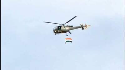 IAF aircrafts on practice runs mesmerise locals, visitors (htphoto) IAF aircrafts on practice runs mesmerise locals, visitors (htphoto)