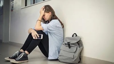 In dysfunctional homes&nbsp;⁣, being vulnerable is shamed. Hence, people refrain from being vulnerable in their adult relationships as well.&nbsp; (Unsplash)