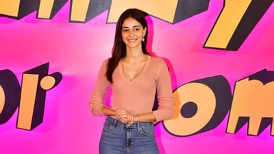 Ananya Panday also attended Thank You For Coming's screening in Mumbai. She wore a peach top with blue denims. The actor, who posed solo at the red carpet, was joined by rumoured boyfriend Aditya Roy Kapur as she exited after watching the movie. Ananya Panday also attended Thank You For Coming's screening in Mumbai. She wore a peach top with blue denims. The actor, who posed solo at the red carpet, was joined by rumoured boyfriend Aditya Roy Kapur as she exited after watching the movie. 