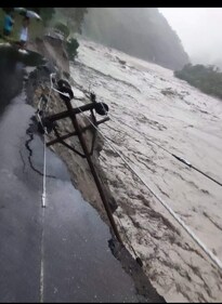 Teesta swelled in Sikkim washing away Army vehicles.