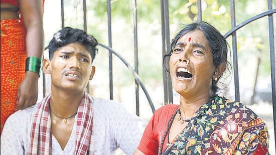 Lakshmibai angry after the death of her daughter and grandson Photo By - Purushottam Joshi, Nanded