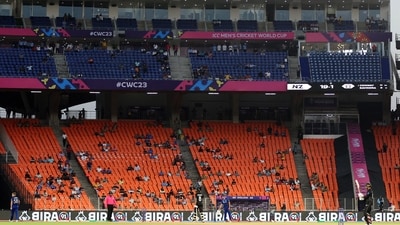 General view of empty seats in the stands during New Zealand's innings (REUTERS)