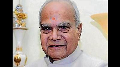 Punjab governor Banwarilal Purohit wrote to chief minister Bhagwant Mann on Thursday seeking a detailed report on the allegations of ruling Aam Aadmi Party’s Khadoor Sahib MLA against the police and subsequent transfer of Tarn Taran senior superintendent of police (SSP) following the arrest of the legislator’s relative for alleged involvement in illegal sand mining. Punjab governor Banwarilal Purohit wrote to chief minister Bhagwant Mann on Thursday seeking a detailed report on the allegations of ruling Aam Aadmi Party’s Khadoor Sahib MLA against the police and subsequent transfer of Tarn Taran senior superintendent of police (SSP) following the arrest of the legislator’s relative for alleged involvement in illegal sand mining.