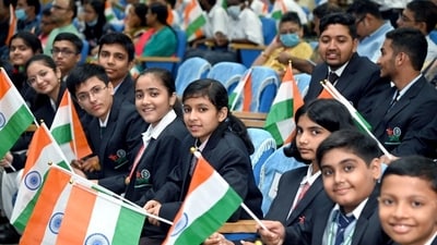 The students sent poems, paintings, essays, videos, etc. to honour the acts of bravery and sacrifice of the officers/personnel of the Armed Forces. The students sent poems, paintings, essays, videos, etc. to honour the acts of bravery and sacrifice of the officers/personnel of the Armed Forces.