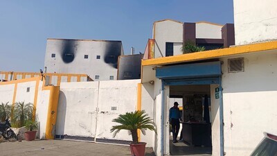 As per preliminary investigation, the fire was caused due to a welding-spark near flammable liquid (HT photo)