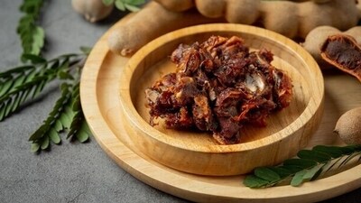 It contains polyphenols like flavonoids, some of which can help regulate cholesterol levels. Plus, it is relatively high in magnesium that helps in maintaining blood pressure.&nbsp; (Freepik)