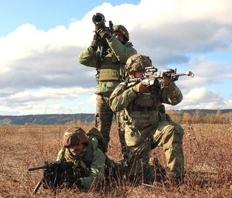 Troops of India and the US armies carry out a joint tactical exercise during the ongoing Ex-Yudh Abhyas, on Saturday. (ANI ) Troops of India and the US armies carry out a joint tactical exercise during the ongoing Ex-Yudh Abhyas, on Saturday. (ANI )
