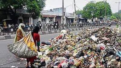 GMC to penalise govt depts for not signing garbage disposal pact (File)