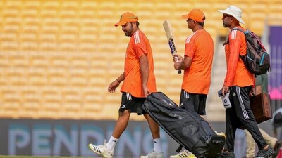 India's coach Rahul Dravid and captain Rohit Sharma during a practice session (PTI) India's coach Rahul Dravid and captain Rohit Sharma during a practice session (PTI)