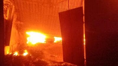 The fire was brought under control by 3am on Saturday (HT Photo)