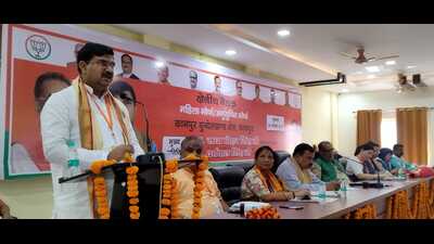 UP BJP general secretary (organisation) Dharampal Singh addressing a women’s wing meeting in Kanpur. (SOURCED) UP BJP general secretary (organisation) Dharampal Singh addressing a women’s wing meeting in Kanpur. (SOURCED)