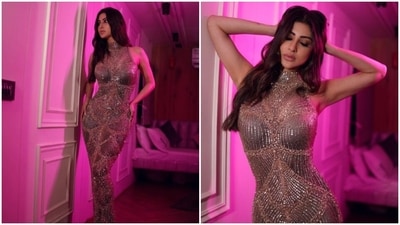 Mouni Roy looks like a mermaid in a sequin golden gown, Disha Patani reacts (Instagram/@imouniroy) Mouni Roy looks like a mermaid in a sequin golden gown, Disha Patani reacts (Instagram/@imouniroy)