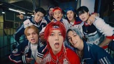 With an energized concept and gripping moves, the video has grasped the attention of all its fans.