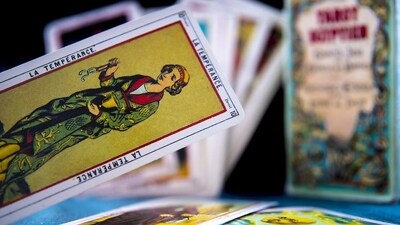Read on to find out your Tarot reading for the coming week. (Unsplash)