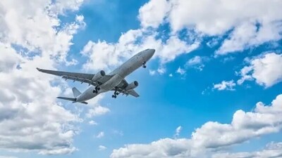 China's flagging economy gets a temporary boost as holiday travel returns to pre-pandemic levels (Unsplash) China's flagging economy gets a temporary boost as holiday travel returns to pre-pandemic levels (Unsplash)