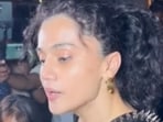 Taapsee Pannu spoke to the paparazzi. Taapsee Pannu spoke to the paparazzi.