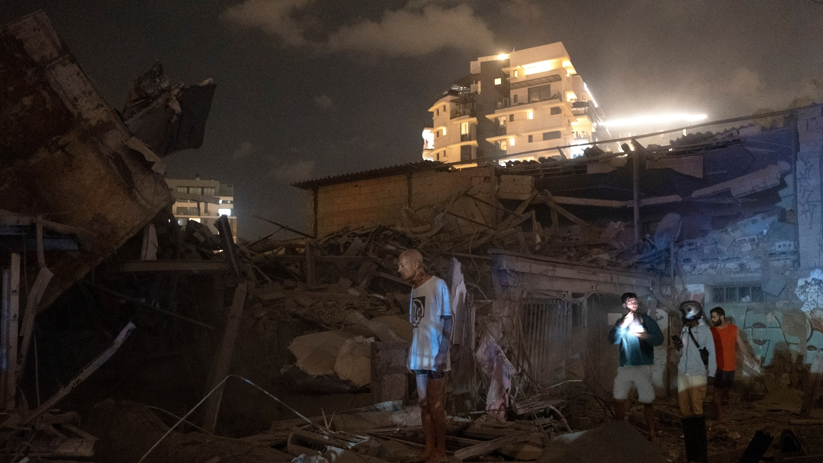 Israel-Hamas war LIVE updates: Israeli forces regain control of occupied police station, rescue some hostages - Vimarsana News