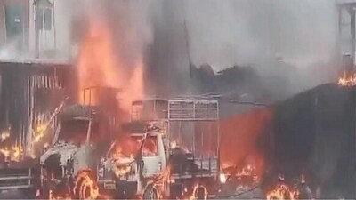 Karnataka CM Siddaramaiah to visit Attibele after 14 died in fire accident Karnataka CM Siddaramaiah to visit Attibele after 14 died in fire accident