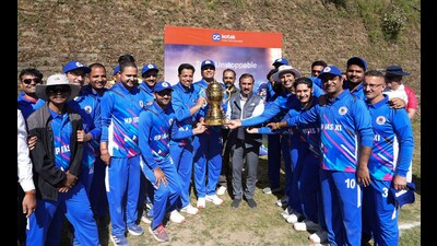 Himachal Pradesh chief minister Sukhvinder Singh Sukhu at Bishop Cotton School in Shimla on Sunday honouring the victorious team, IAS-XI. (Photo:X) Himachal Pradesh chief minister Sukhvinder Singh Sukhu at Bishop Cotton School in Shimla on Sunday honouring the victorious team, IAS-XI. (Photo:X)