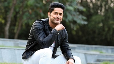 Mohit Raina, who was recently seen in Mumbai Diaries season 2. talked about Nikkhil Advani Mohit Raina, who was recently seen in Mumbai Diaries season 2. talked about Nikkhil Advani
