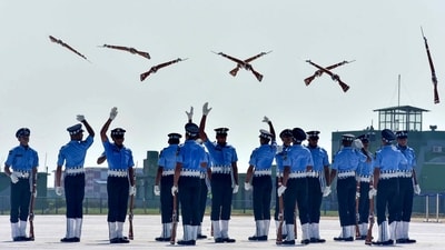Air warriors take part in a parade during full dress rehearsal ahead of the 91st Air Force Day celebrations in Prayagraj on October 6. (PTI) Air warriors take part in a parade during full dress rehearsal ahead of the 91st Air Force Day celebrations in Prayagraj on October 6. (PTI)