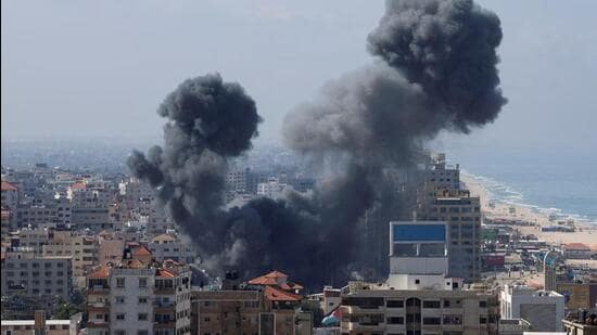 Smoke rises after Israeli strikes in Gaza (Reuters Photo)