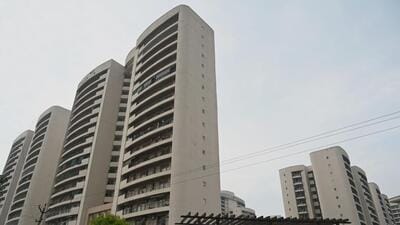 Chintels Paradiso condominium has nine residential towers and the state government had ordered structural audit of the condominium after six floors of the Tower D collapsed partially on February 10 last year, killing two women residents. (Parveen Kumar/HT Photo) Chintels Paradiso condominium has nine residential towers and the state government had ordered structural audit of the condominium after six floors of the Tower D collapsed partially on February 10 last year, killing two women residents. (Parveen Kumar/HT Photo)