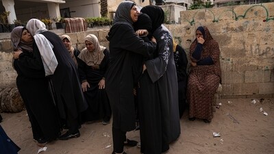 More than 1.23 lakh people are displaced in Gaza, according to the United Nations.&nbsp; (AP)