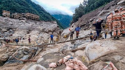 A total of 105 people have been missing six days after a cloudburst over Lhonak lake in Mangan district caused an upsurge in Teesta river, flooding several towns on the river basin across four districts in the Himalayan state. (PTI) A total of 105 people have been missing six days after a cloudburst over Lhonak lake in Mangan district caused an upsurge in Teesta river, flooding several towns on the river basin across four districts in the Himalayan state. (PTI)
