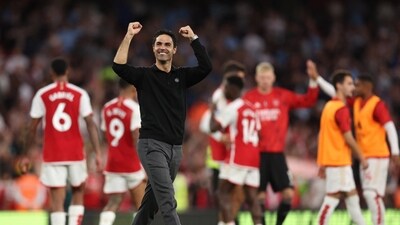 Arsenal manager Mikel Arteta celebrates after the match (REUTERS)