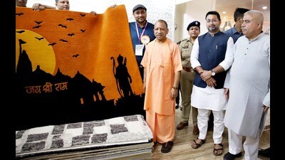 U.P. CM Yogi Adityanath at the International Carpet Fair, which he inaugurated in Bhadohi district on October 9. (HT photo)