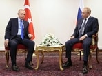 Turkish President Recep Tayyip Erdogan (L). Russian President Vladimir Putin (R)