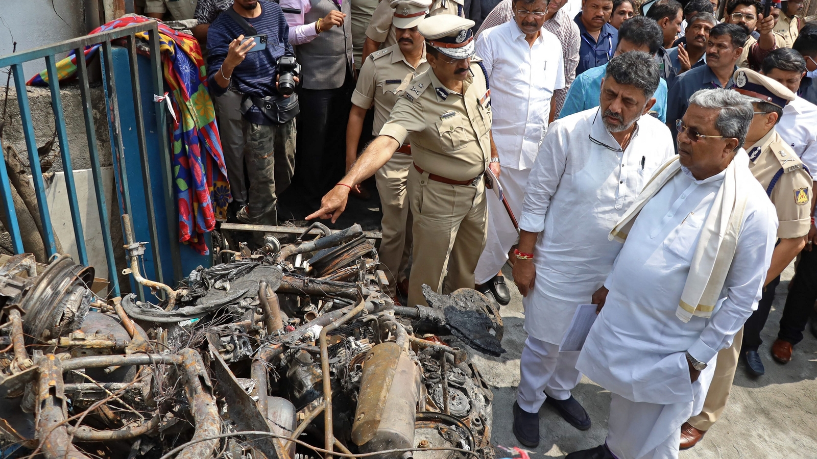 Attibele fire tragedy: 'Victims were students', says CM Siddaramaiah | Bengaluru - Vimarsana News