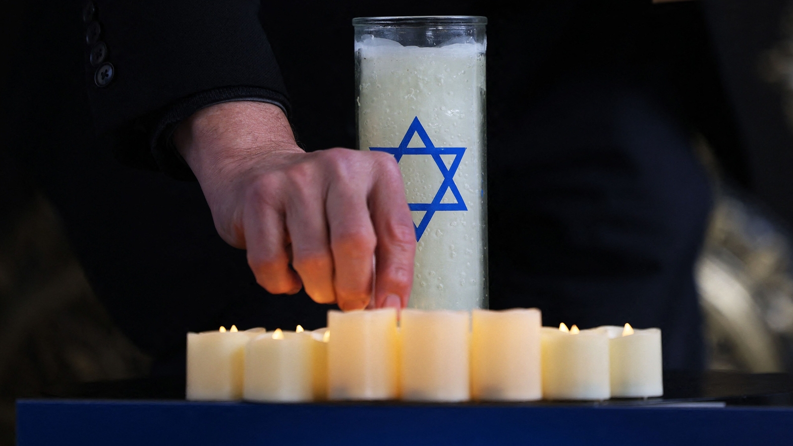 American parents protest after Hamas holds son hostage, urge Joe Biden to act | World News - Vimarsana News