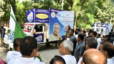 Bihar CM Nitish Kumar flags off an awareness campaign on Dr Bhim Rao Ambedkar’s ideals. (HT Photo) Bihar CM Nitish Kumar flags off an awareness campaign on Dr Bhim Rao Ambedkar’s ideals. (HT Photo)