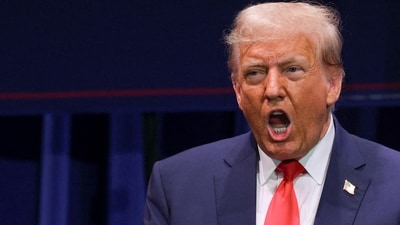 Republican presidential candidate and former U.S. President Donald Trump delivers a speech during a campaign rally in Wolfeboro, New Hampshire, U.S., October 9, 2023.  REUTERS/Brian Snyder REFILE - QUALITY REPEAT (REUTERS)