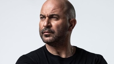 Lior Raz went to an Israeli town, under attacks from Hamas, to rescue two families.