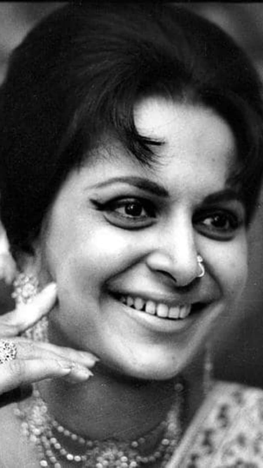 Waheed Reksha Wala 5 classic films of Rekha you must watch | Hindustan Times