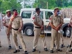 The Gujarat high court framed charges against the police officers for contempt of court for violating the Supreme Court guidelines The Gujarat high court framed charges against the police officers for contempt of court for violating the Supreme Court guidelines