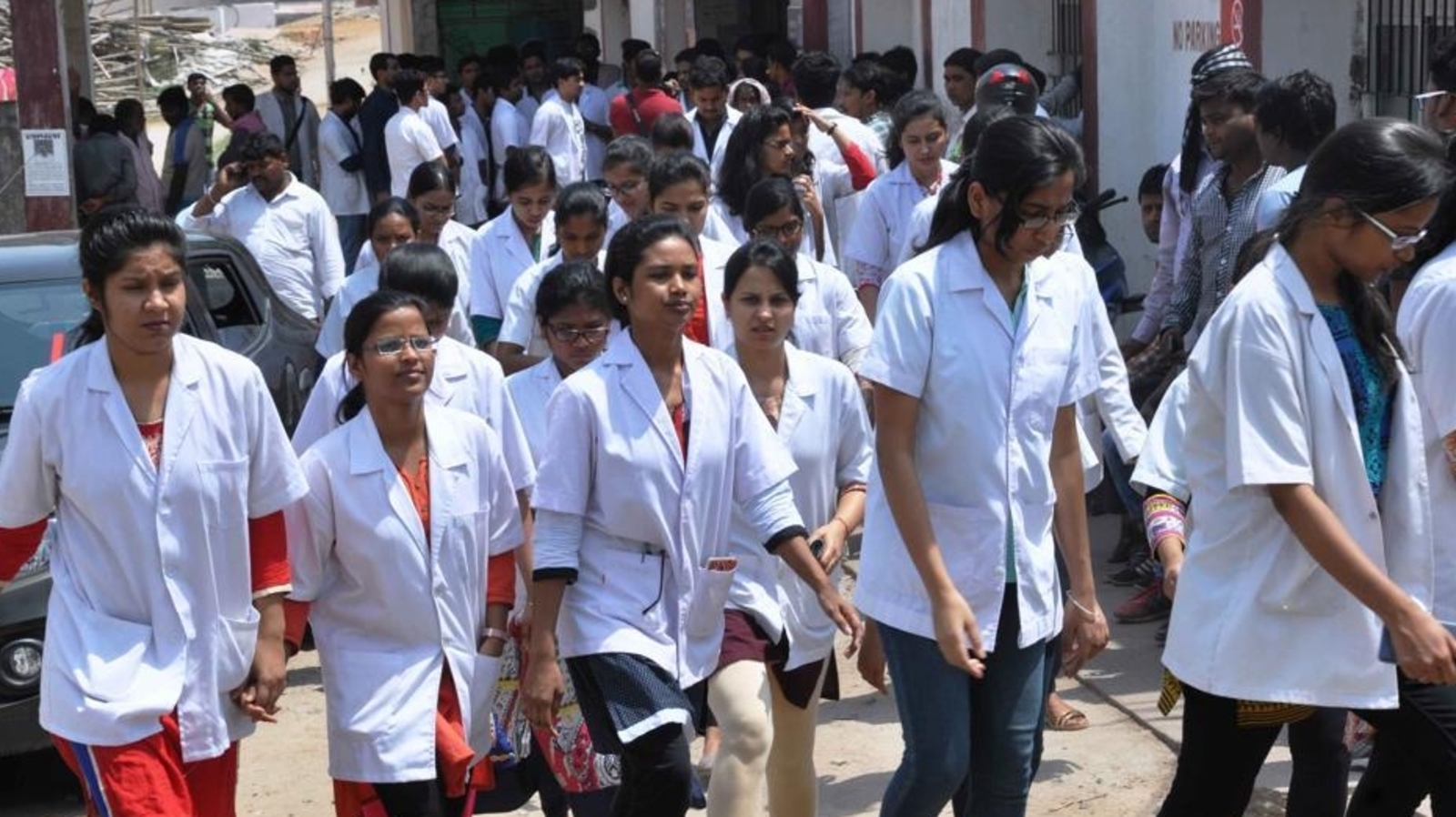 National Medical Commission limits MBBS seats in each state - Vimarsana News