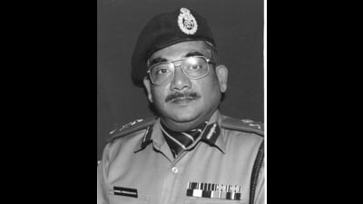 In The Anti-Sikh Pogrom of 1984: Three Days of Horror, journalist Rahul Bedi writes about additional deputy commissioner of police Maxwell Pereira who, along with a group of over 20 police officers, prevented a mob from entering the Sis Ganj Sahib gurudwara in Delhi. The Peacemakers focuses on individuals like Pereira who worked to bring about peace in the midst of violence. (HT Photo) In The Anti-Sikh Pogrom of 1984: Three Days of Horror, journalist Rahul Bedi writes about additional deputy commissioner of police Maxwell Pereira who, along with a group of over 20 police officers, prevented a mob from entering the Sis Ganj Sahib gurudwara in Delhi. The Peacemakers focuses on individuals like Pereira who worked to bring about peace in the midst of violence. (HT Photo)