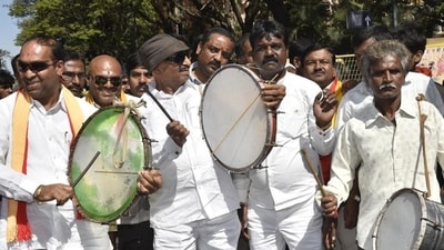 Pro Kannada activist Vatal Nagaraj with his supporters in Bengaluru. (Arijit Sen / HT Photo) Pro Kannada activist Vatal Nagaraj with his supporters in Bengaluru. (Arijit Sen / HT Photo)